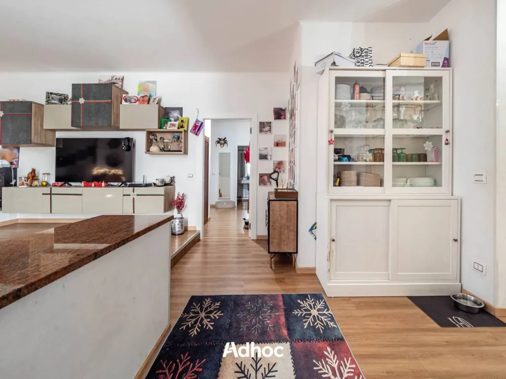 Köök - Spacious Apartment with Terrace in Fano