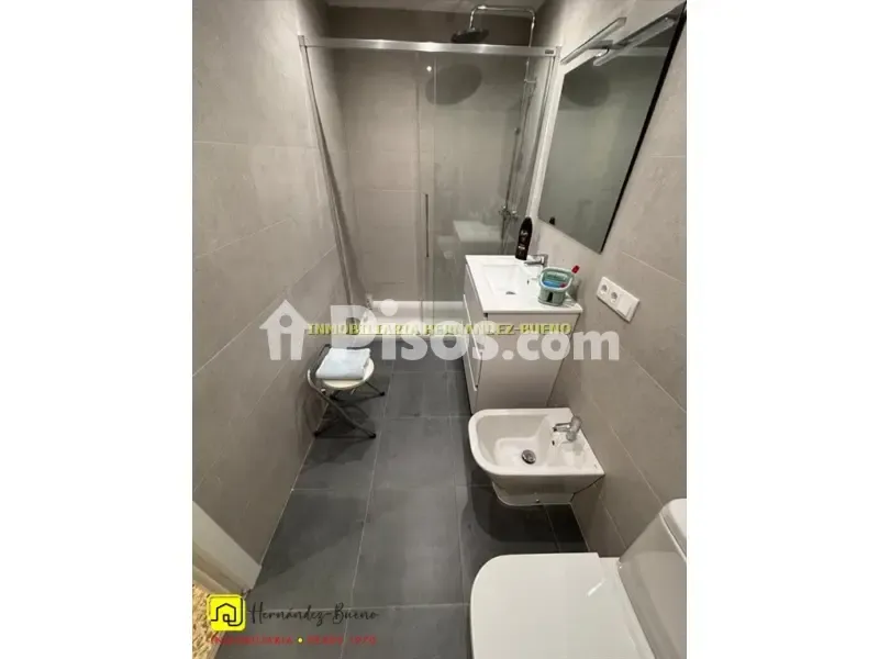Vannitoad - Student-Friendly Flat with Balcony in Semicentro