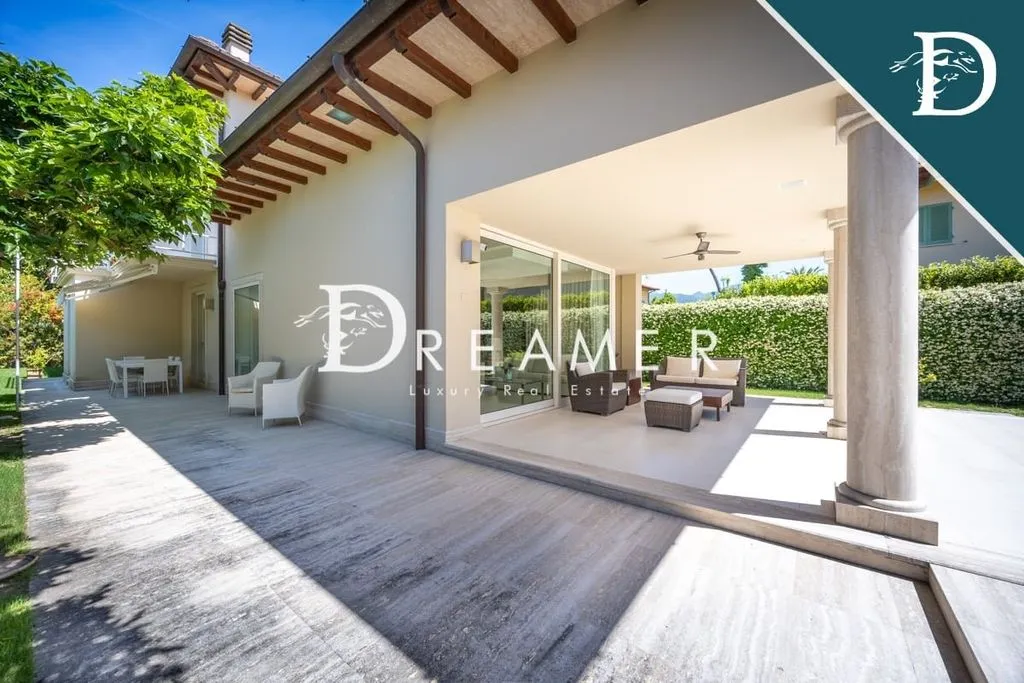 Terrass - Luxury Villa with Pool in Forte dei Marmi