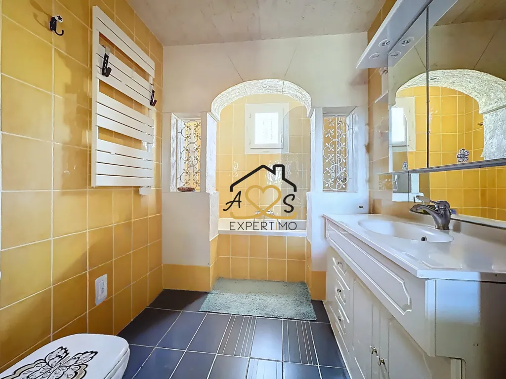Bagni - Charming Flat-Plan House with 180° View in Billom