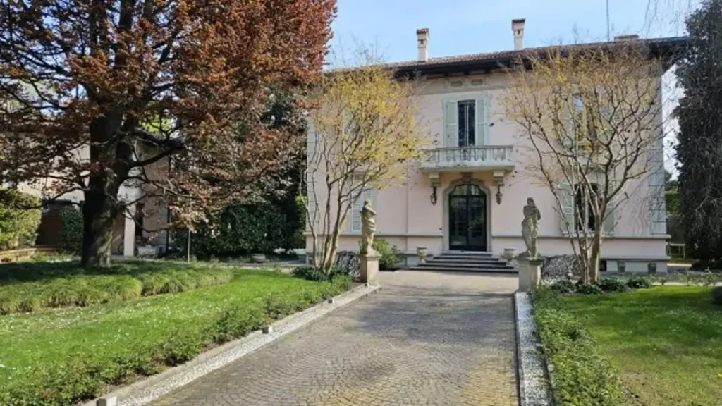 facade
