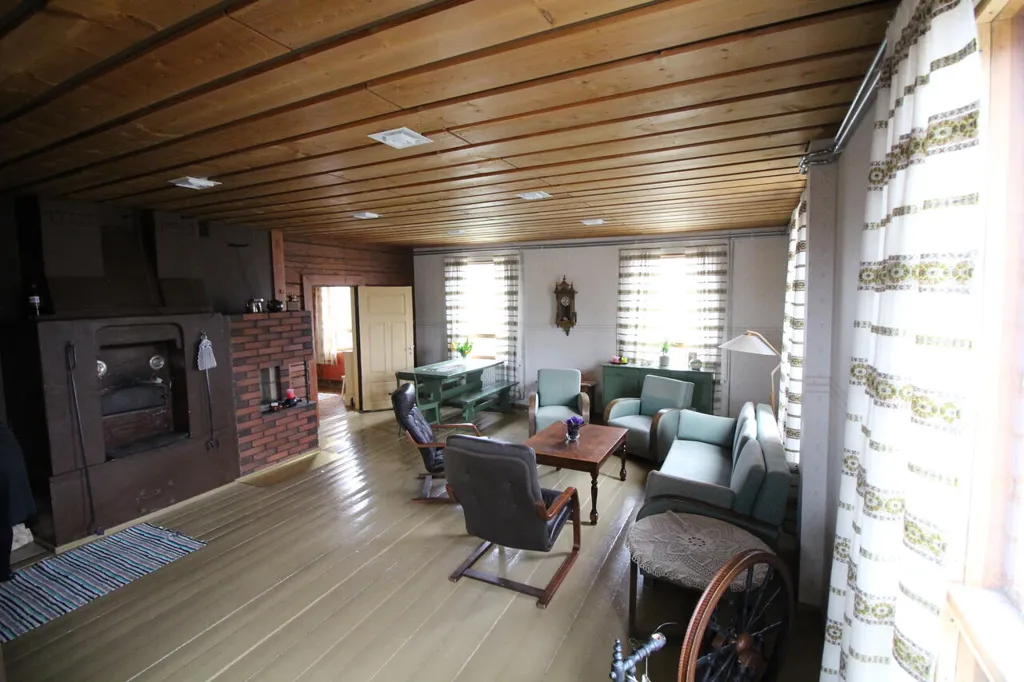 living_room