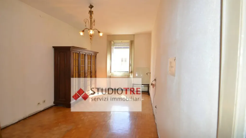 Appartement 3 pièces à IT
