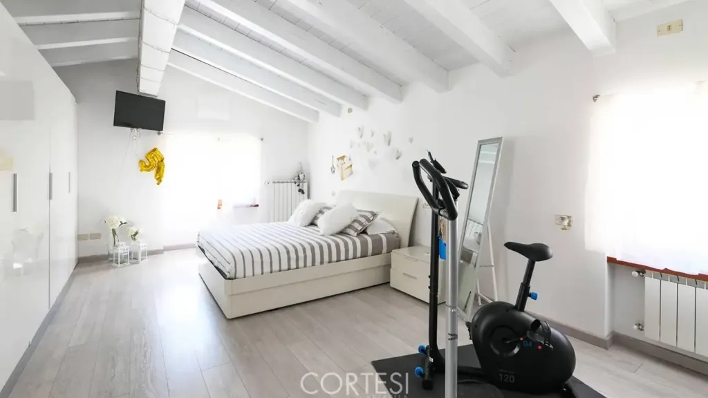 Chambres - Trilocale with Lake View in Ranzanico