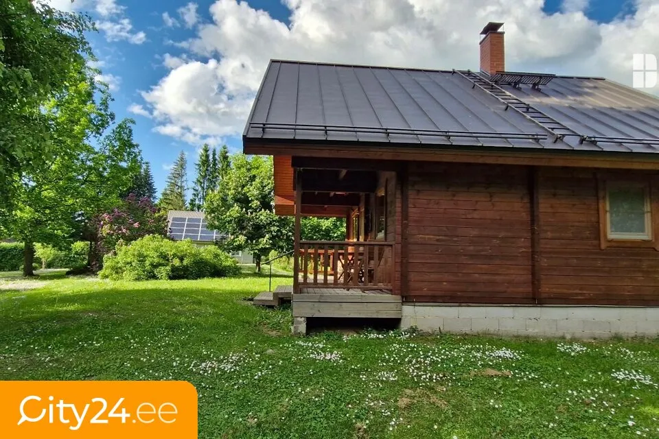 Detached House with Garage in Jürimõisa