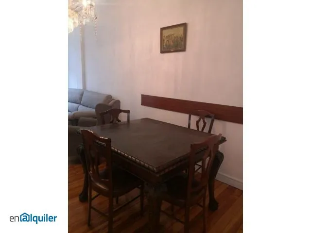 Söögituba - Furnished Flat with Balcony in Gros