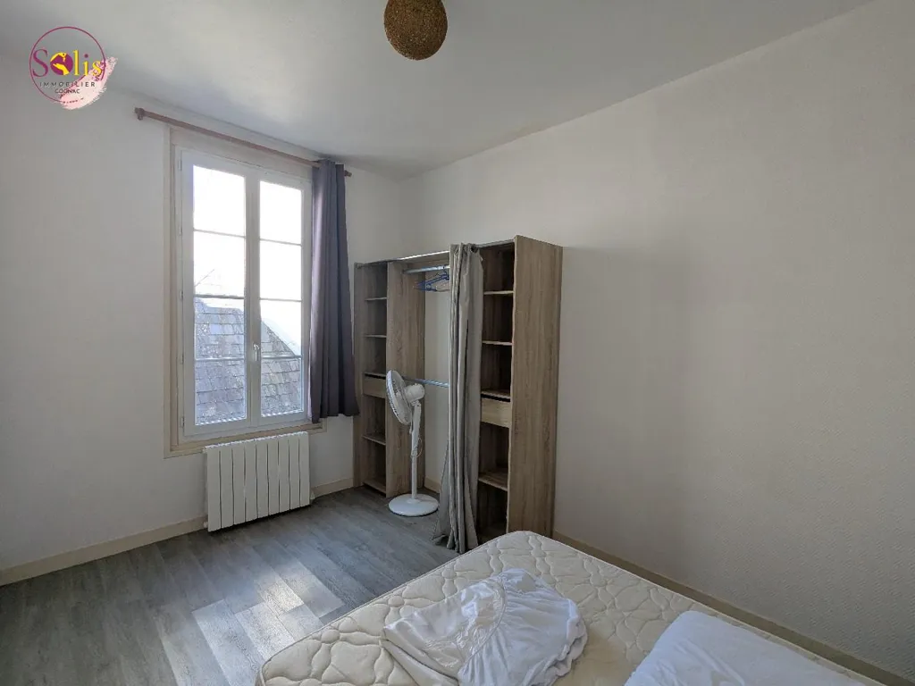 Bedrooms - 2-Bedroom Apartment in Central Cognac