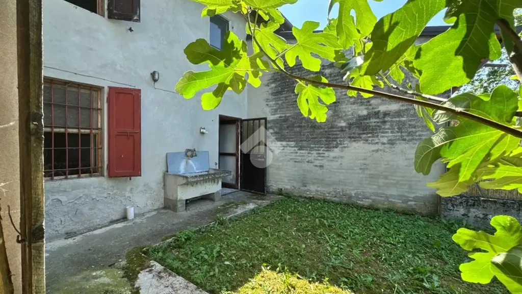 Aed - Terraced House with Garden in Borghetto, Noceto