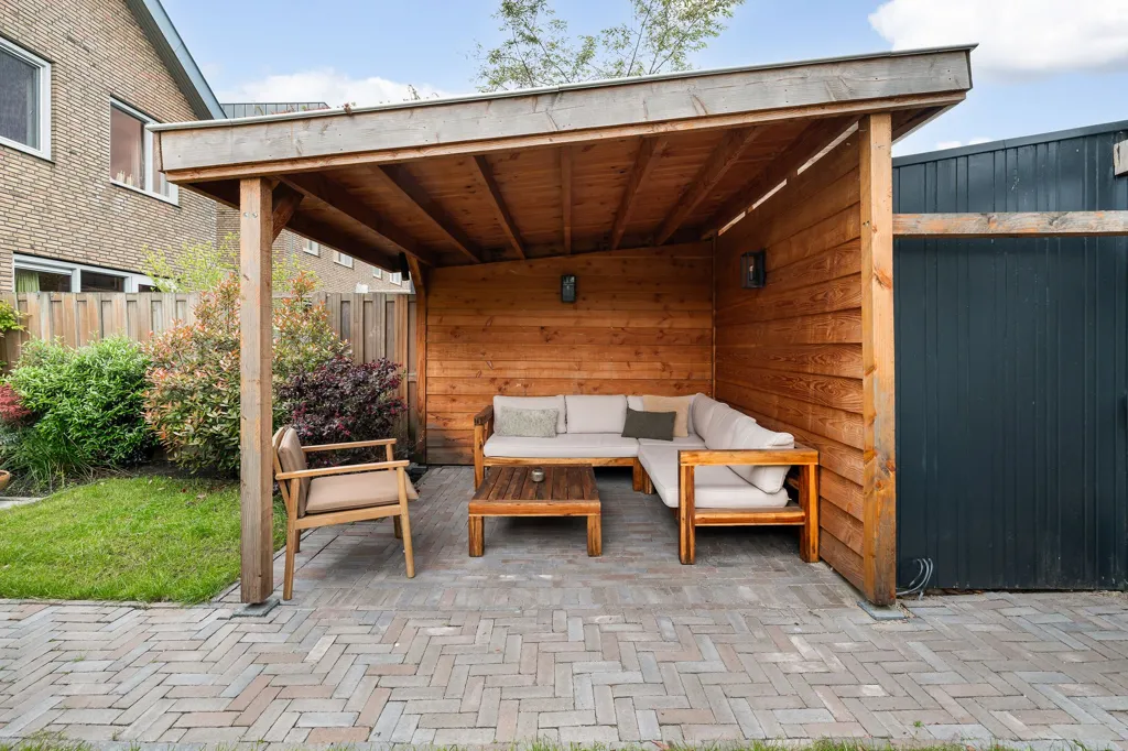 Terrace - Modern Bungalow with Garden in Rivierenbuurt