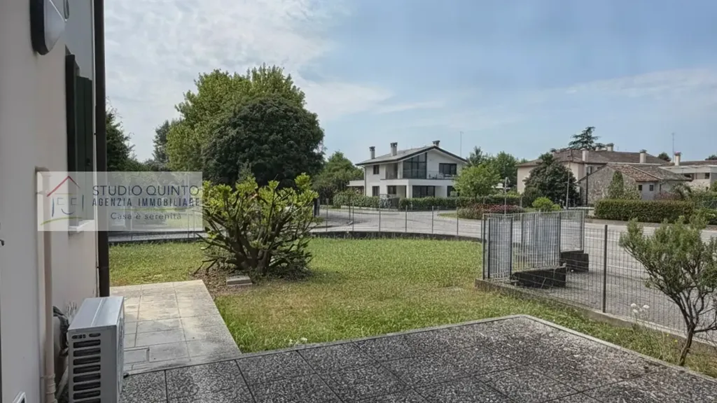 Giardino - Ground Floor Bilocale with Private Garden in Treviso