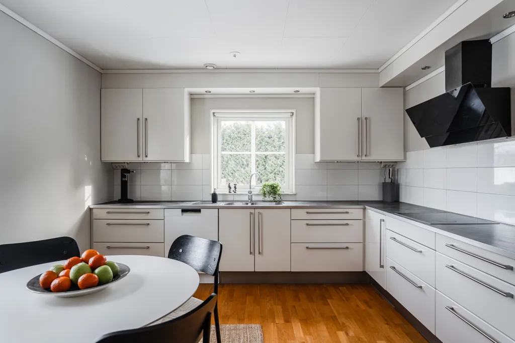 Cuisine - Stylish Villa with Garden in Sällinge