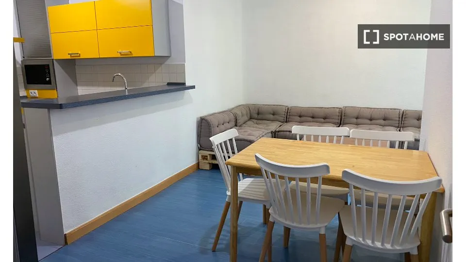 Salle à manger - Room in Shared Flat with Lift in Salamanca