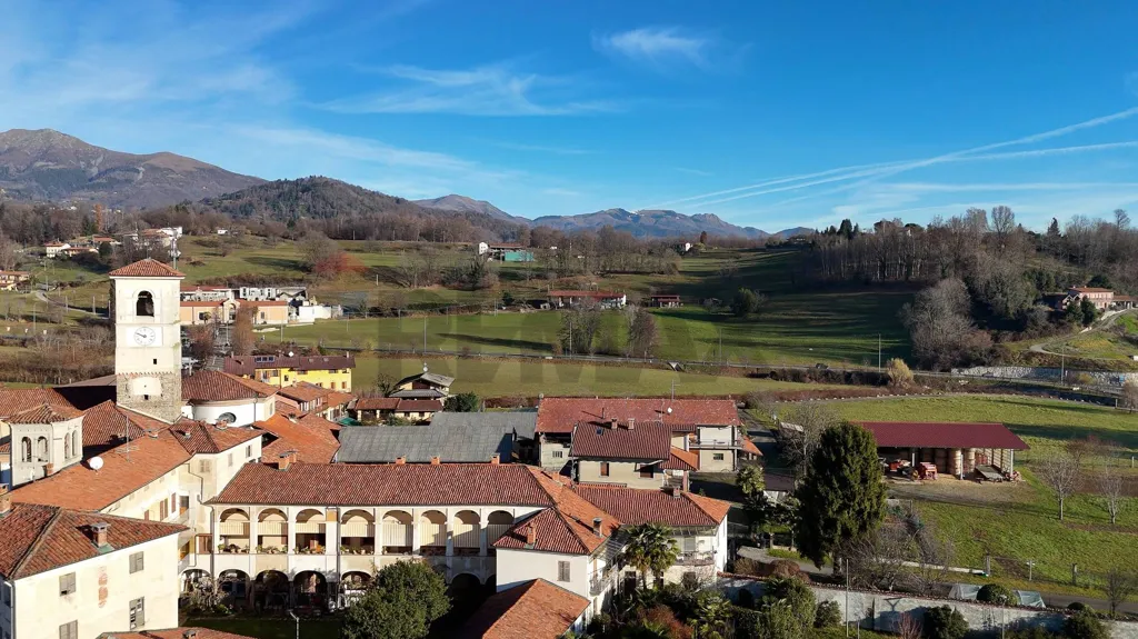 Triplex Villa with Garden in Occhieppo Superiore