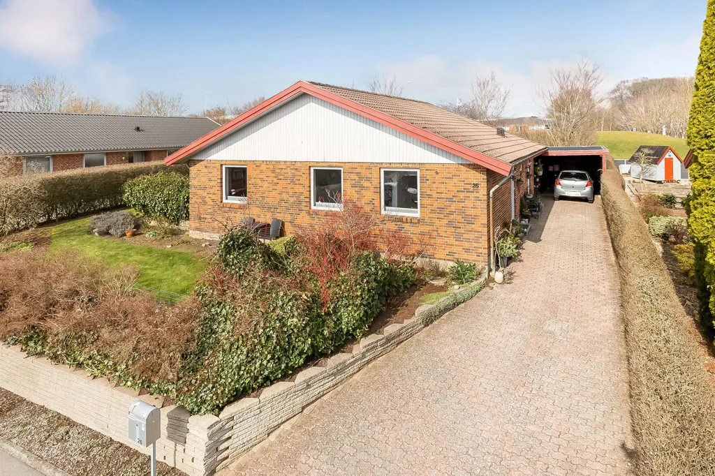 Välivaade - Single-Storey Villa with Garden in Erritsø