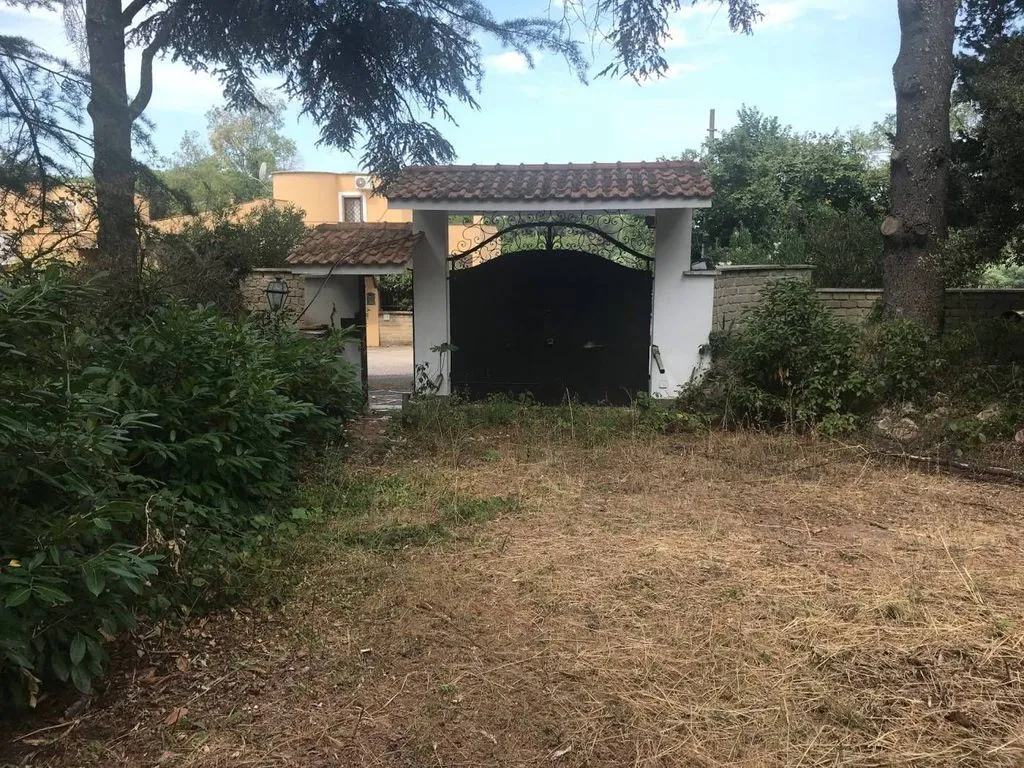 Jardin - Luxury Villa with Large Park in Rome