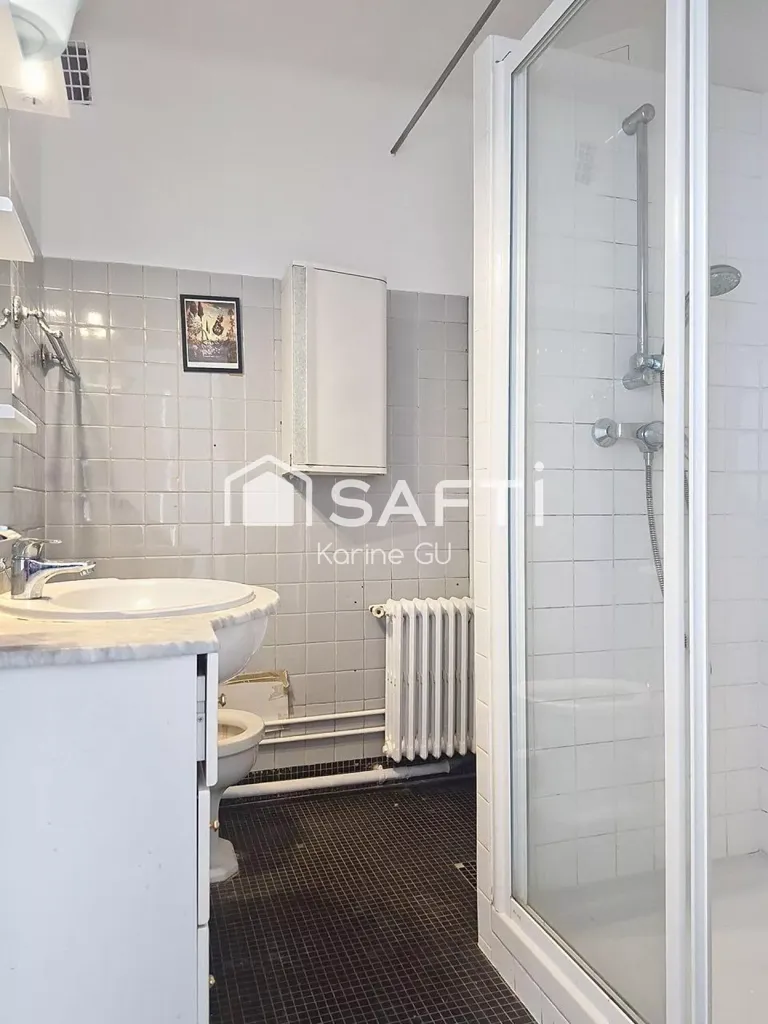 Salles de bain - Appartement Lumineux sans Vis-à-Vis au 13e Arrondissement de Paris