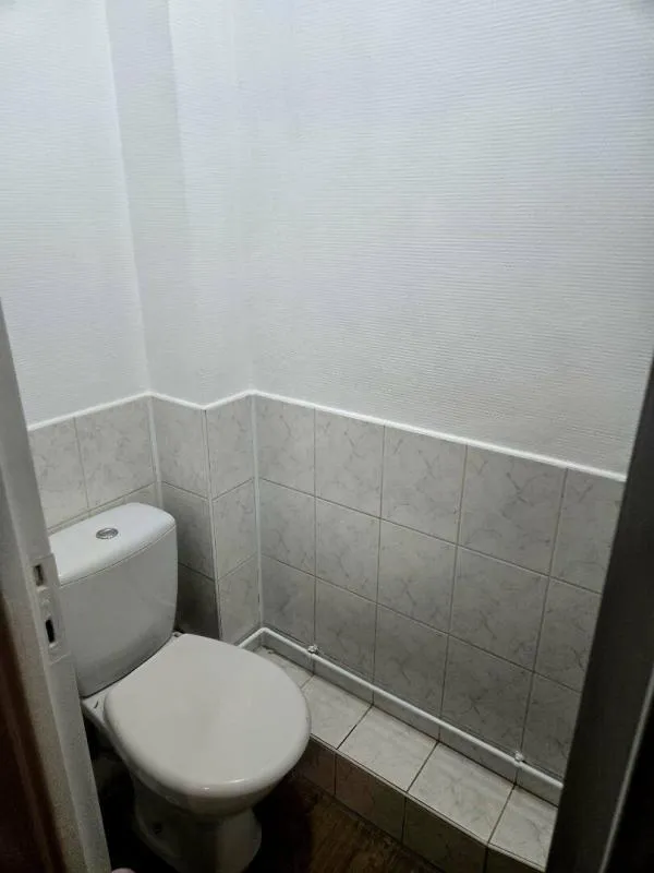 Salles de bain - Studio Lumineux en Centre-ville à Noyon