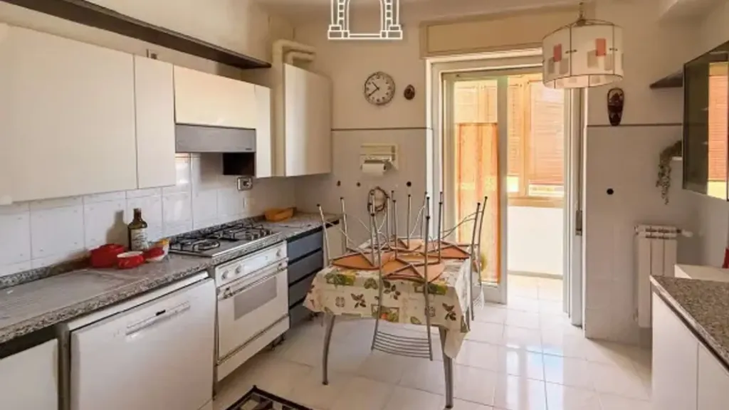 Cuisine - Rustic-Style Apartment with Sea View in Trieste