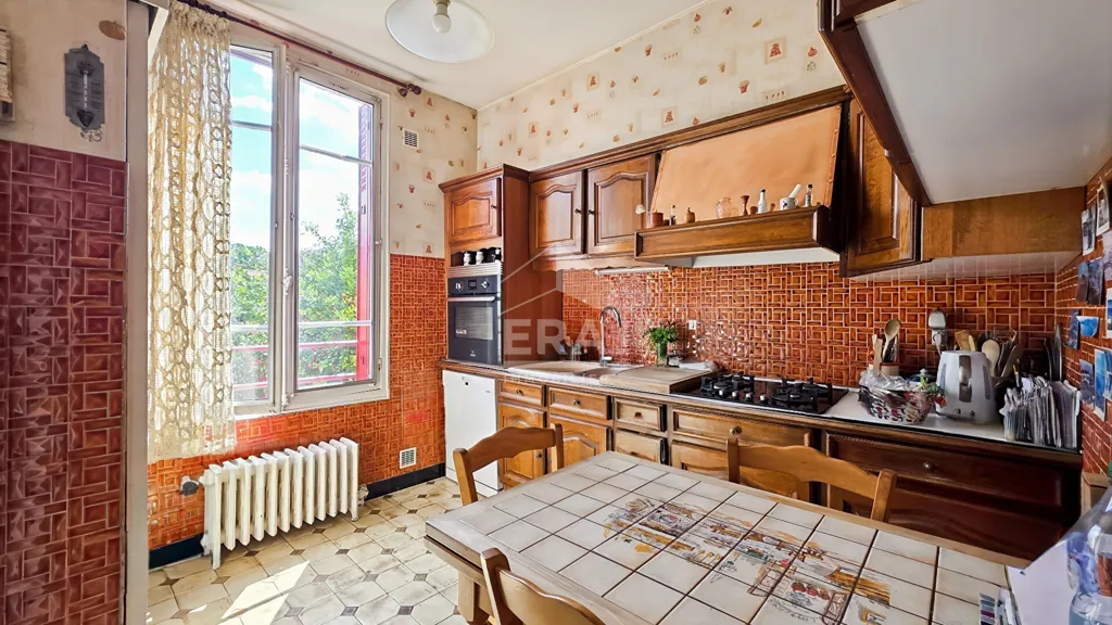 Maison 6 pièces à MONTREUIL
