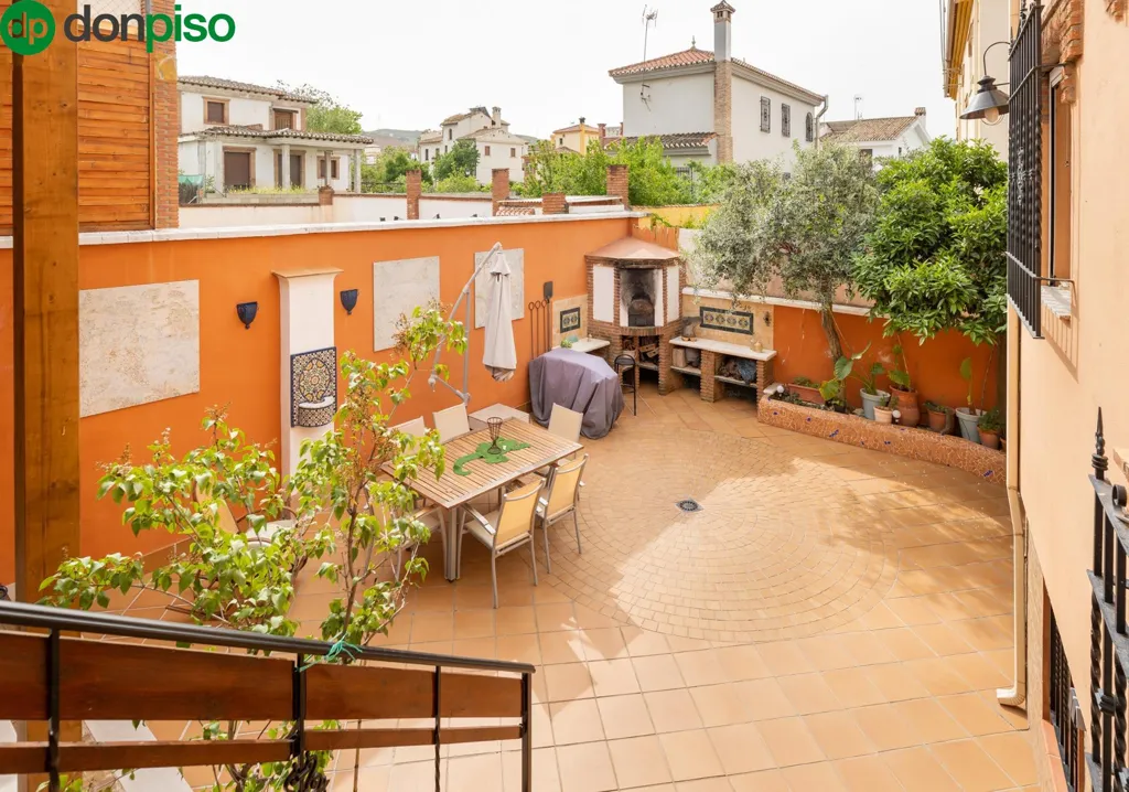 Terrasse - Pareded House with Garden in Jun