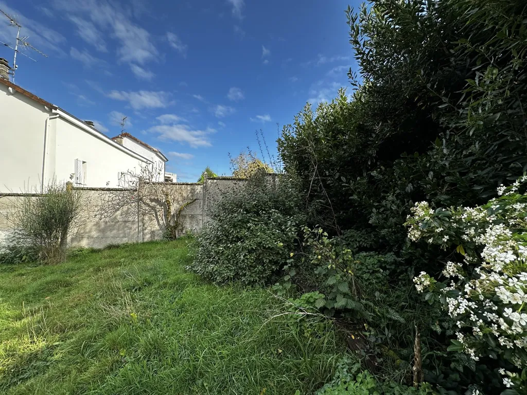Aed - Constructible Plot near Limoges