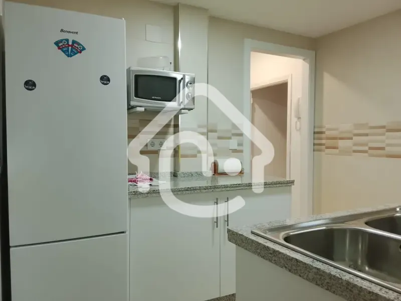 Köök - Student Flat with Terrace in Ciudad Jardín