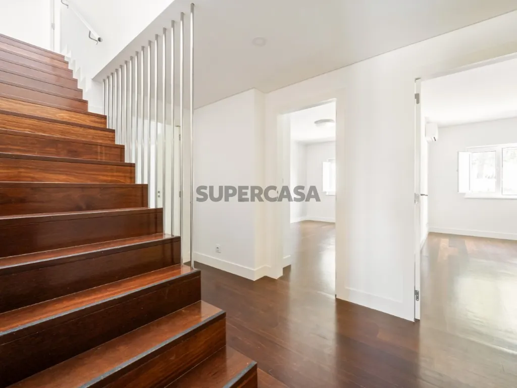 Pièces - Luxury Duplex with Pool in Bicesse, Cascais