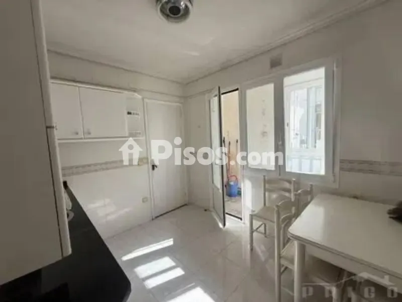 Cuisine - Apartment with Park Views in Gamonal-Capiscol