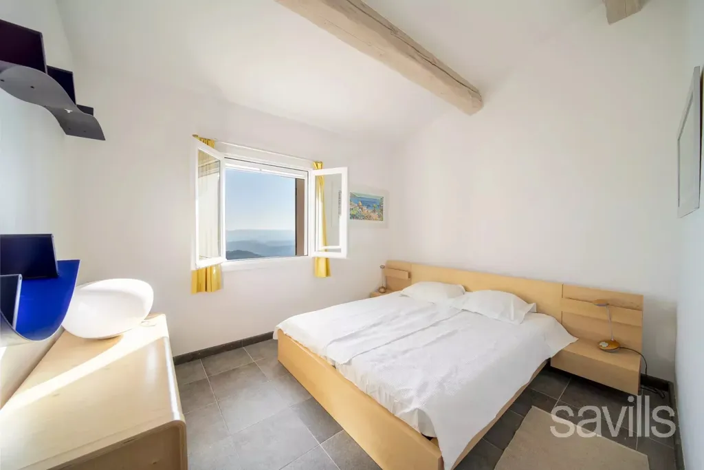 Bedrooms - Villa with Panoramic Sea Views in Valbonne