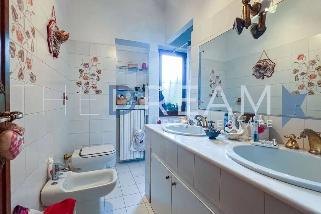 Salles de bain - Detached Villa with Private Garden in Forte dei Marmi