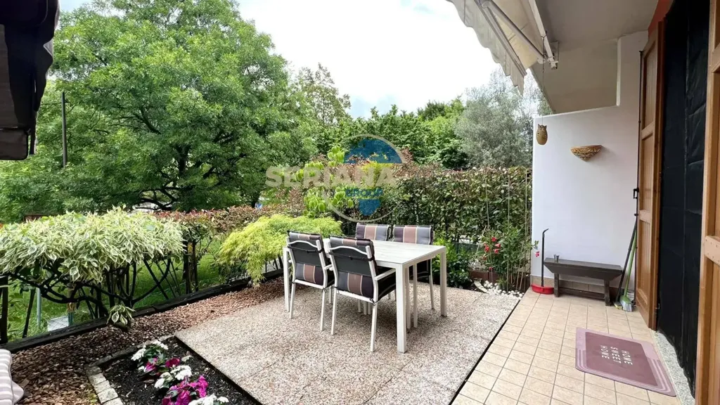 Terrasse - Terraced Villa with Private Garden in Pradalunga