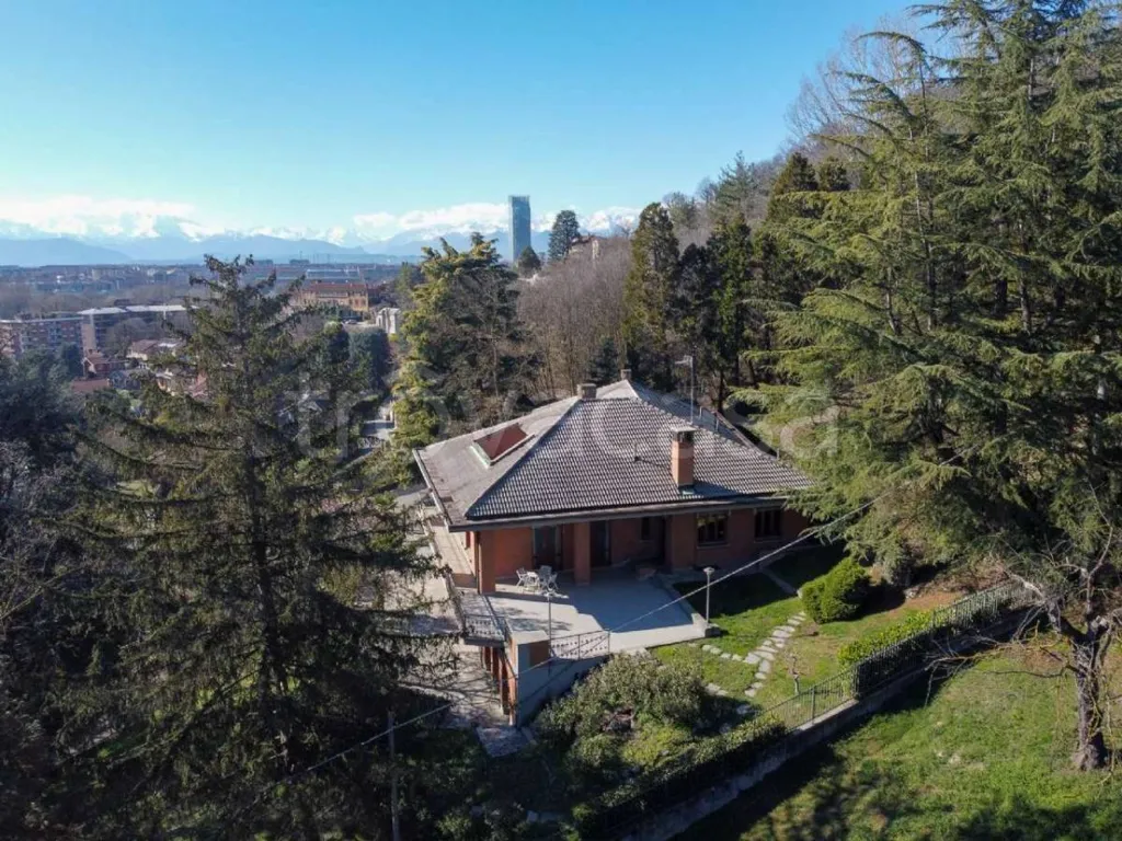 Maison 10 pièces à Moncalieri