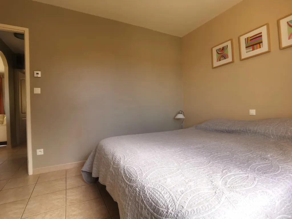 Chambres - Propriété avec 4 Gîtes et Piscine à Béziers