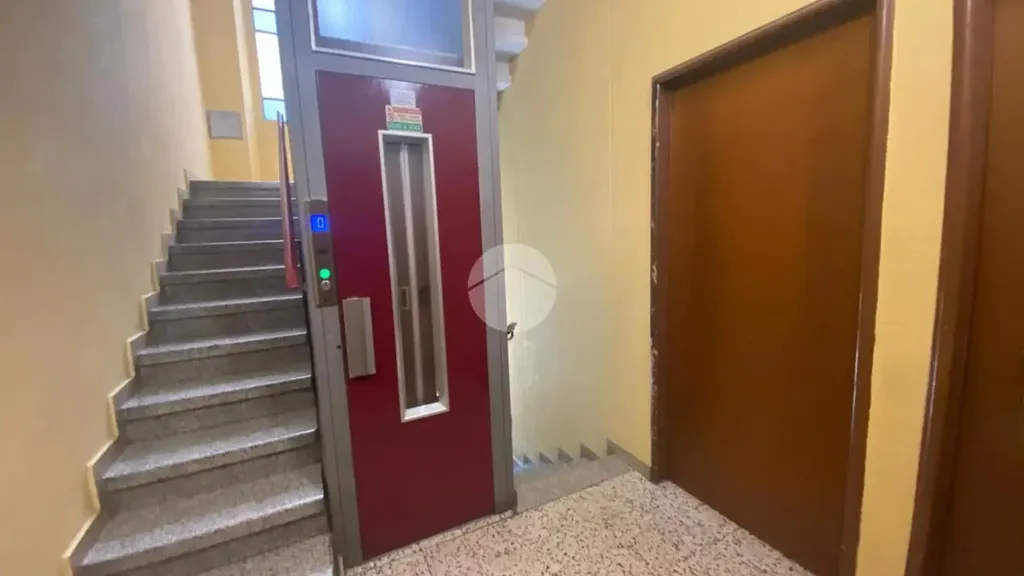 Pièces - 2-Bedroom Flat with Balcony in Milan