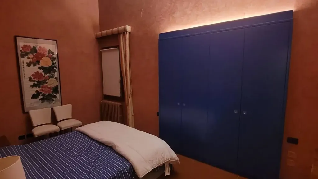 Restored 2-Bedroom in Florence