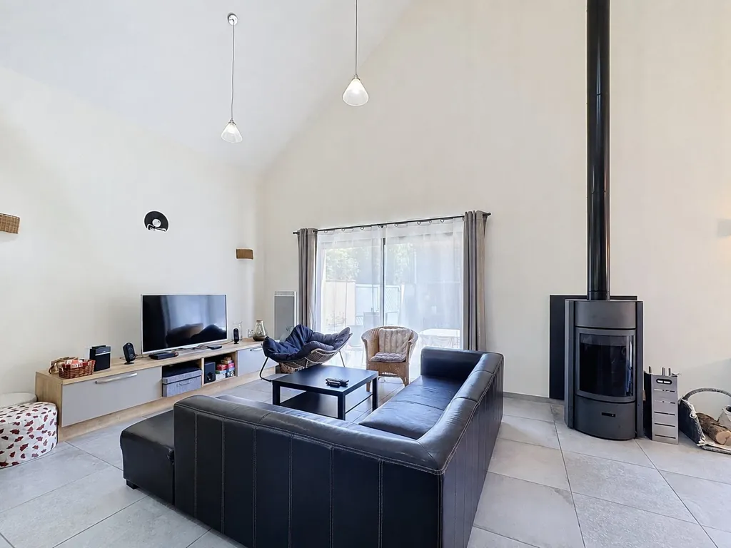 Living Room - Character House with Terraces in Bréviandes