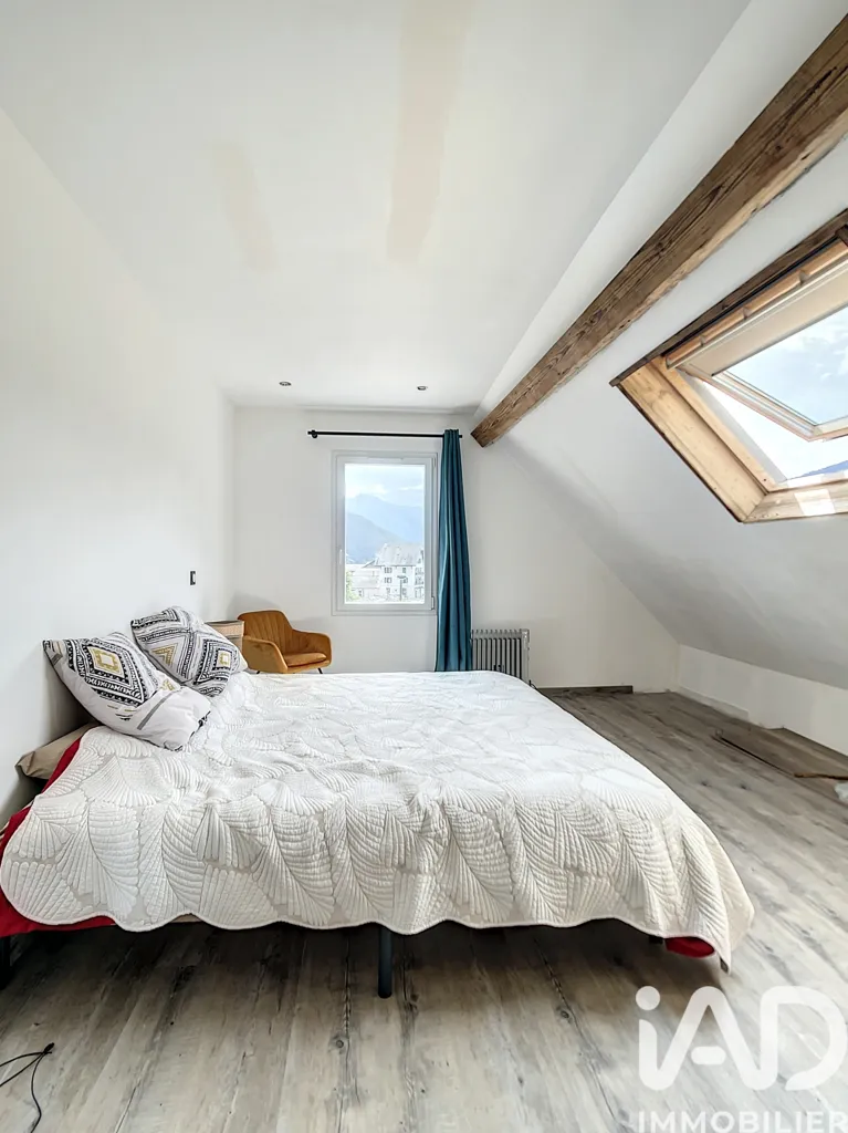 Pièces - Appartement Duplex avec Vue Montagne à Taninges