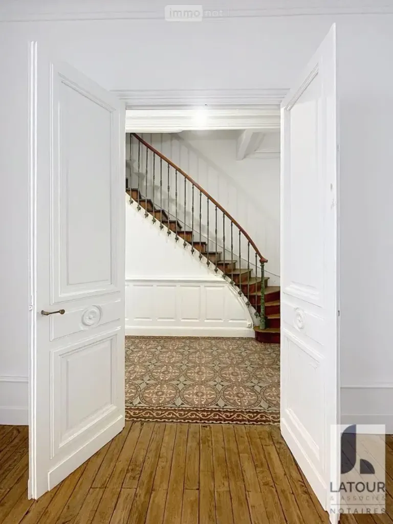 Esik - Charming 1890s House with Pool in Périgueux