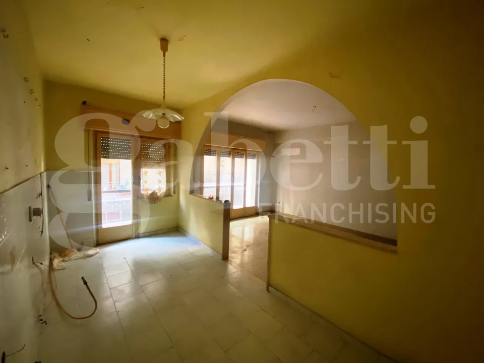 Pièces - Apartment with Balcony in Reggio Calabria