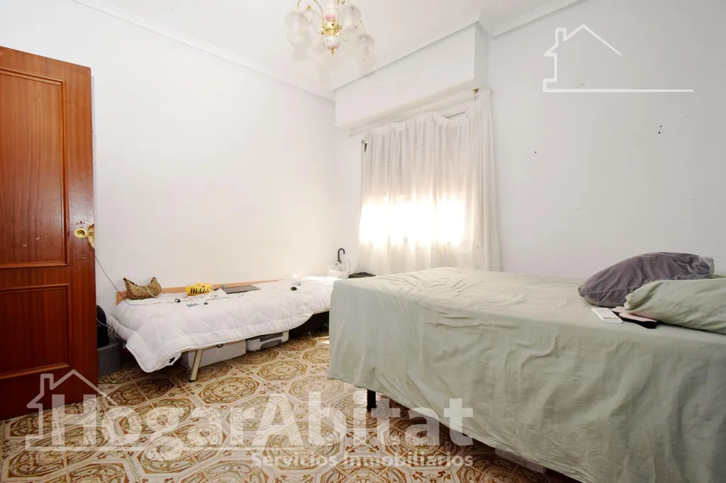 Chambres - Bright Flat with Terrace in Torrent