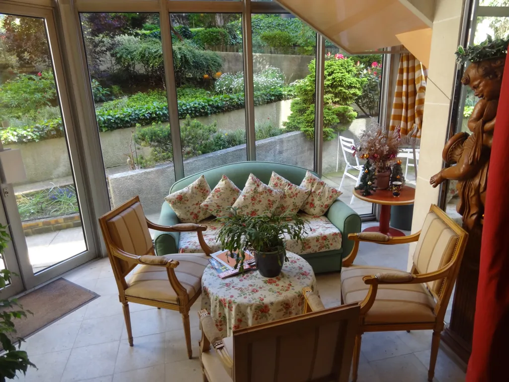 Terrasse - Appartement rénové avec balcon à Paris 15ème