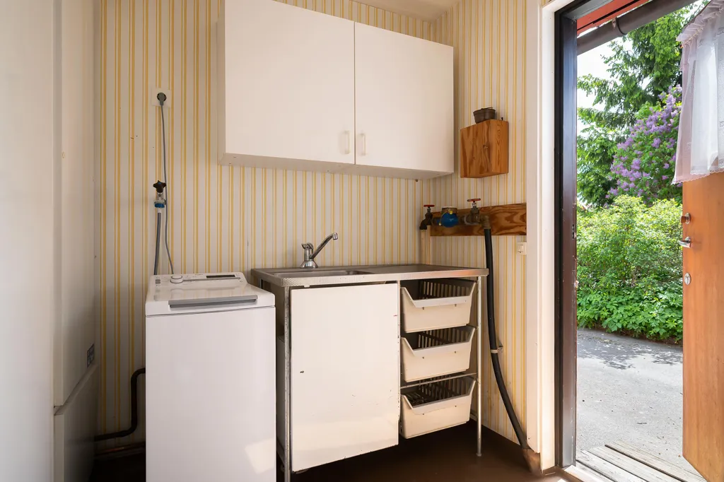 Buanderie - Charming 1½-Floor House with Garden in Nynäshamn