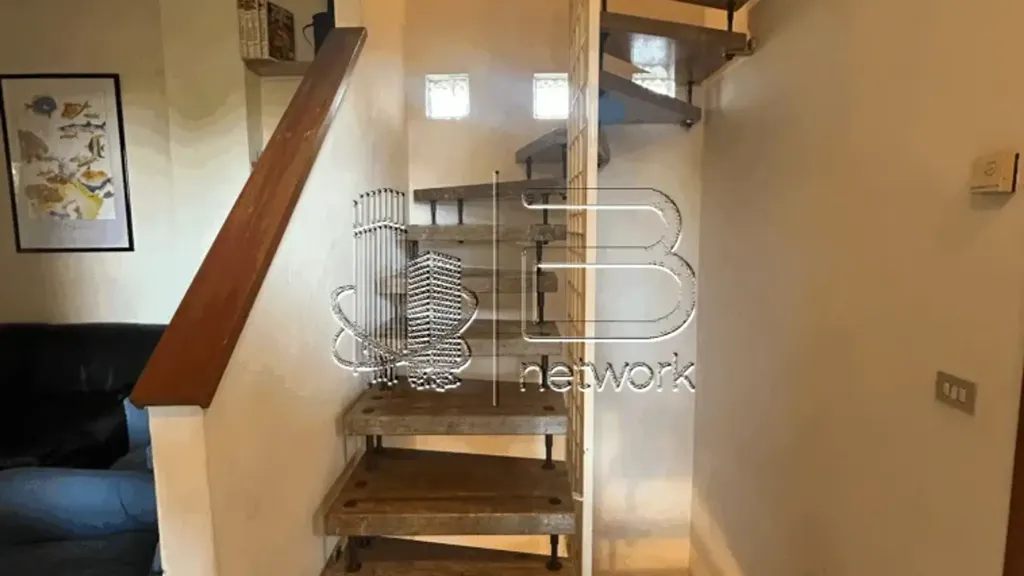 Toad - Multi-Level Villa with Sea Proximity in Pietrasanta
