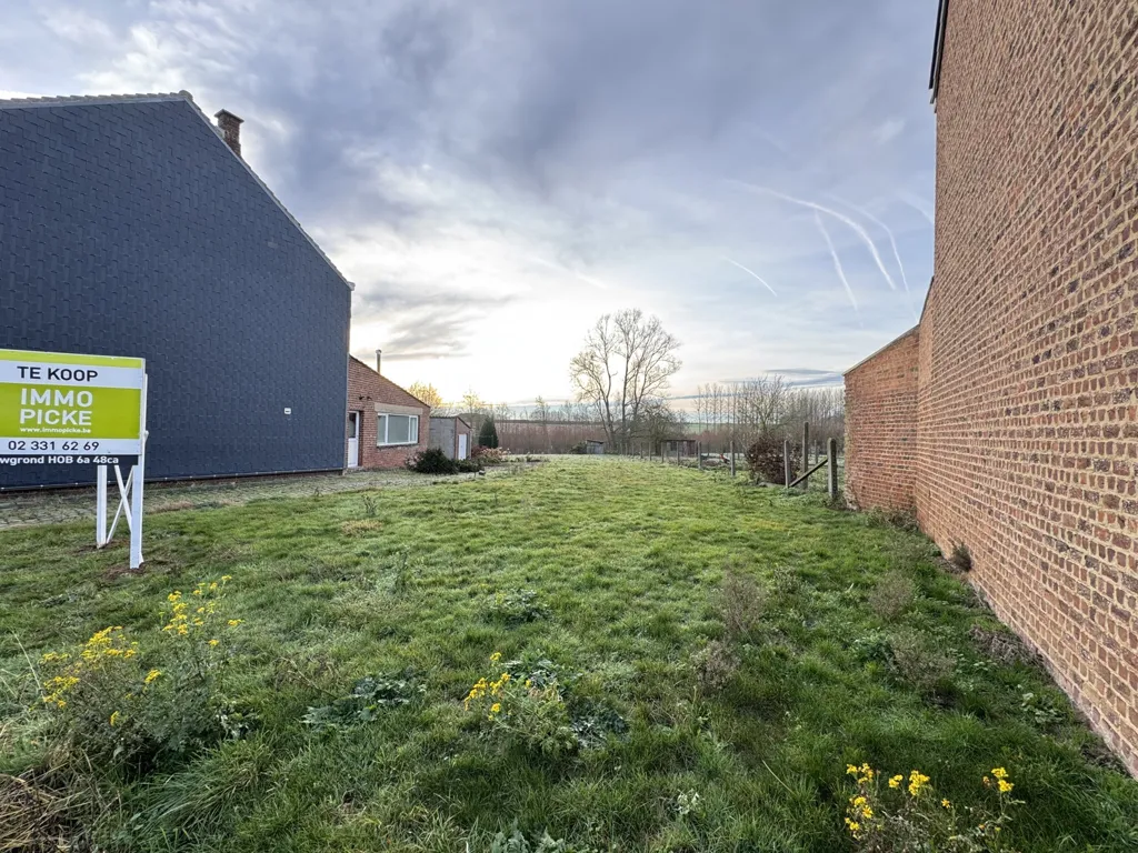 Giardino - Bouwgrond with Open Space in Lennik
