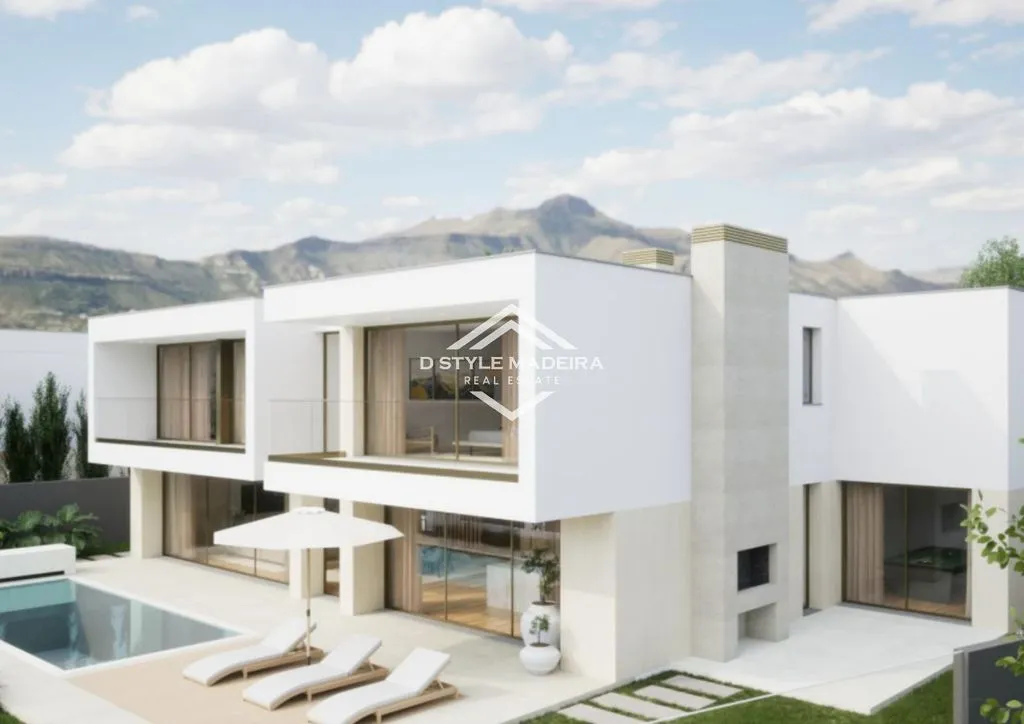 Exterior - Luxury Villa with Sea View in Calheta