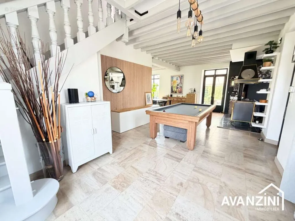 Soggiorno - Character House with Terrace in Coulommiers