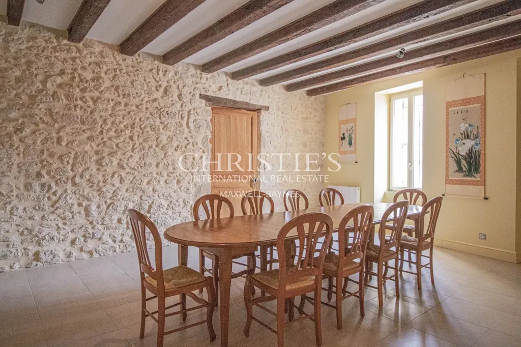 Söögituba - Converted Surgery Home with Garden in Bastide Village
