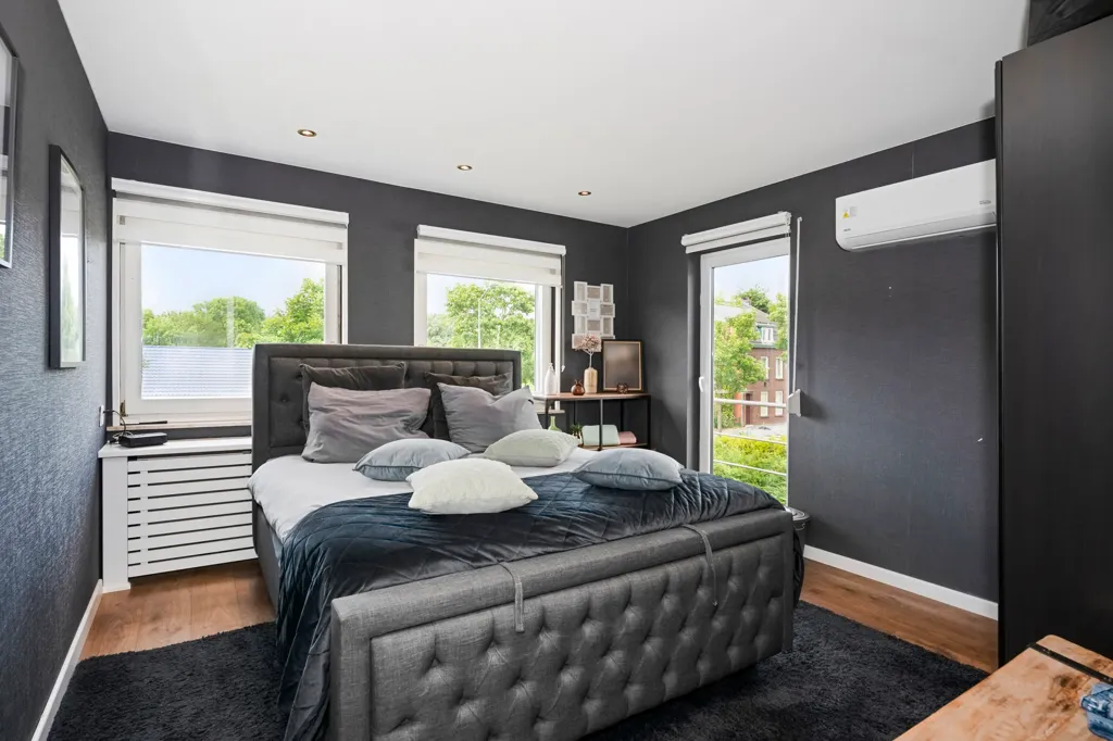 Bedrooms - Detached House with Solar Panels in Heerlen