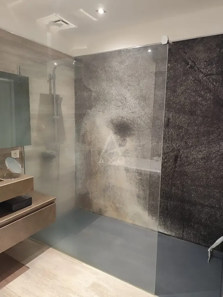 Salles de bain - Villa Contemporaine avec Piscine à Agde