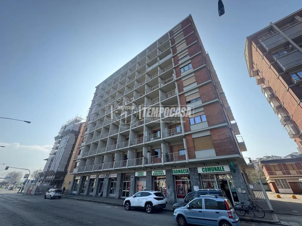 Extérieur - Ristrutturato Appartamento con Balcone in Piazza Stampalia